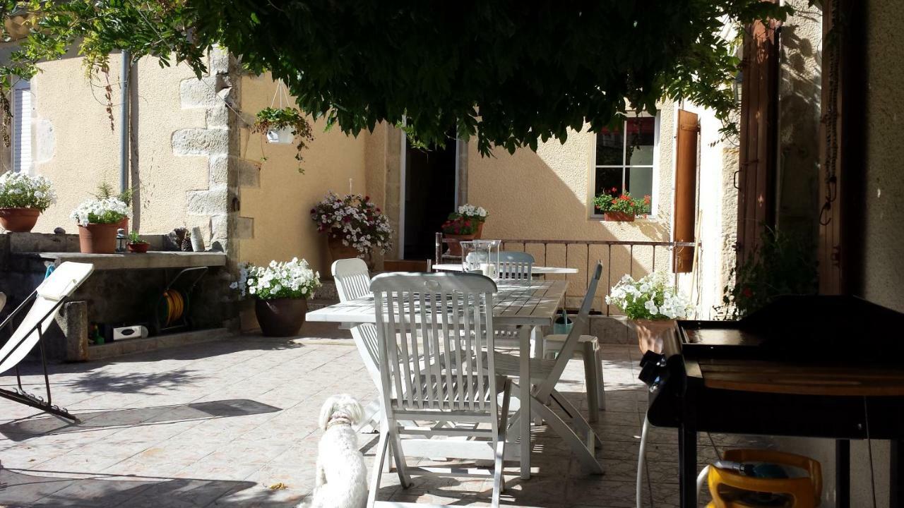 Gite De L'Eyrieux Les Ollières-sur-Eyrieux Екстериор снимка